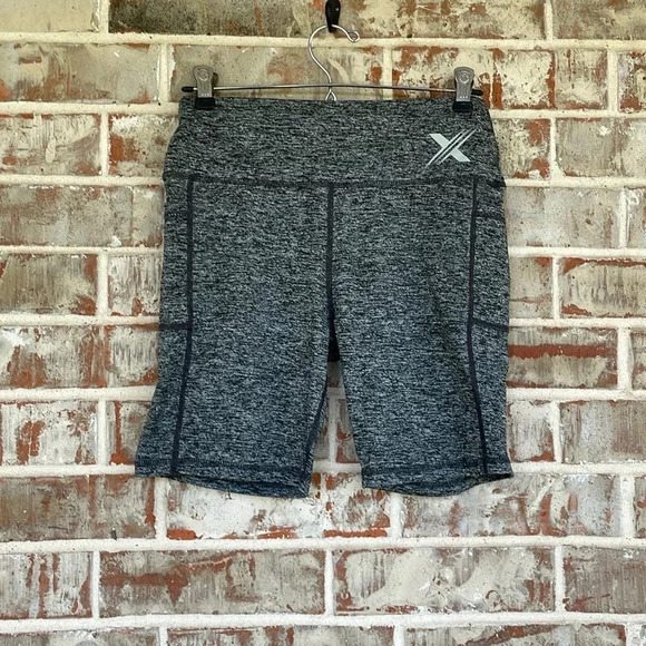 Extreme Fit Gray Heathered Pocket Bike Shorts - Picture 1 of 7
